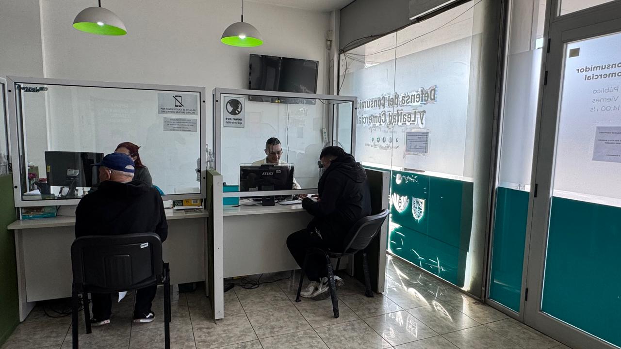 Defensa del Consumidor: prevención, asesoramiento y un nuevo caso resuelto a favor de un vecino