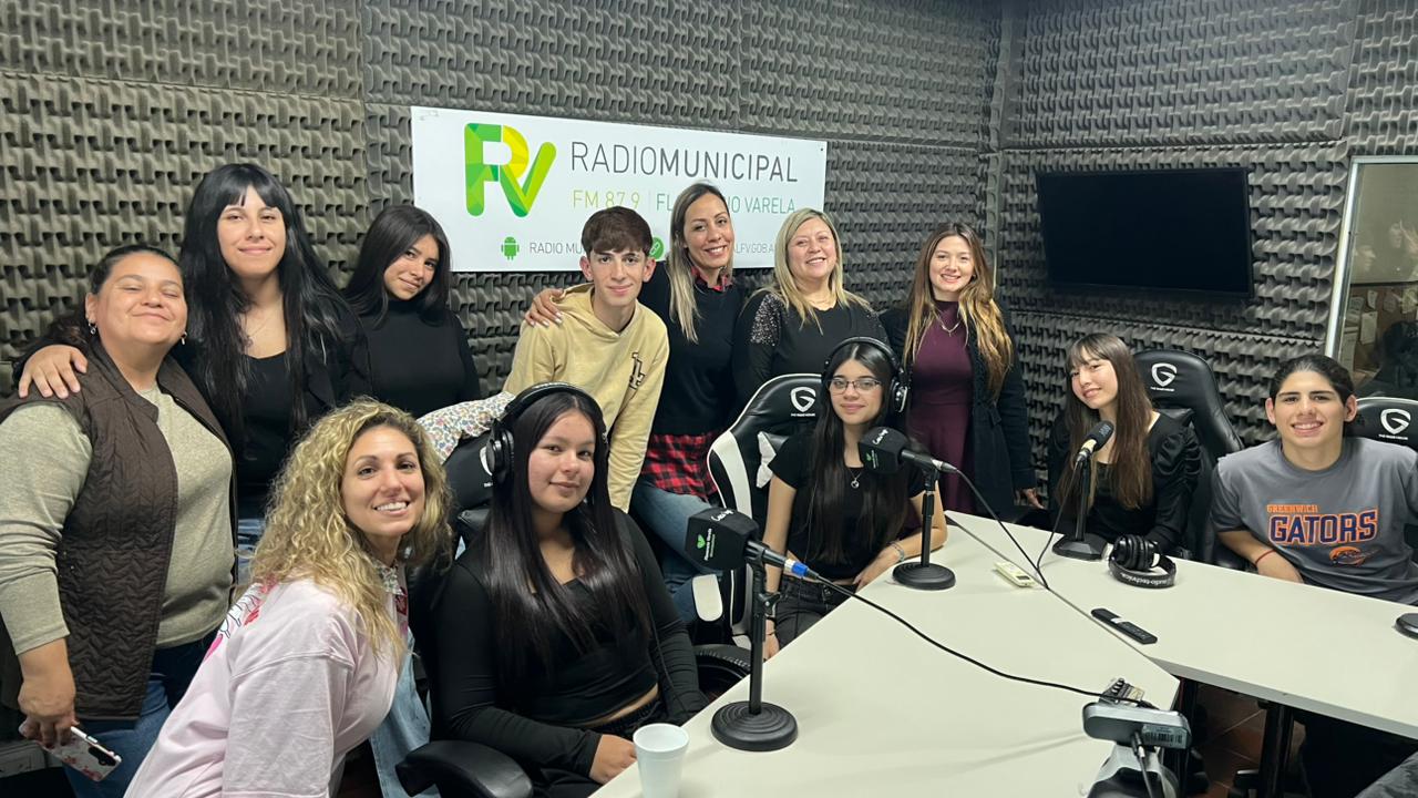 La radio en tu escuela: EES N°64 