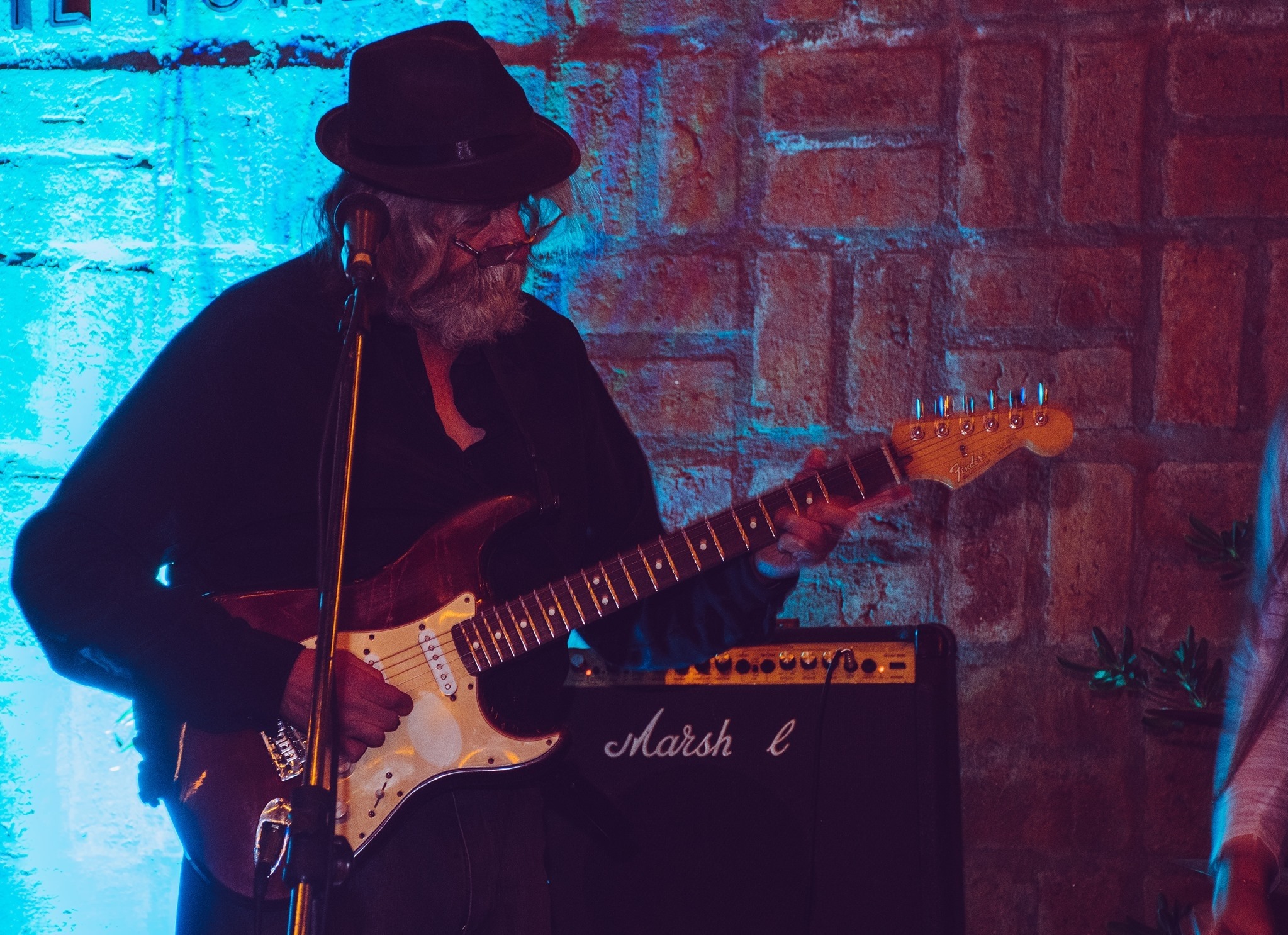 Alfredo Gimbernot: "Sigo vivo y todavía creo" memoria viva del rock varelense