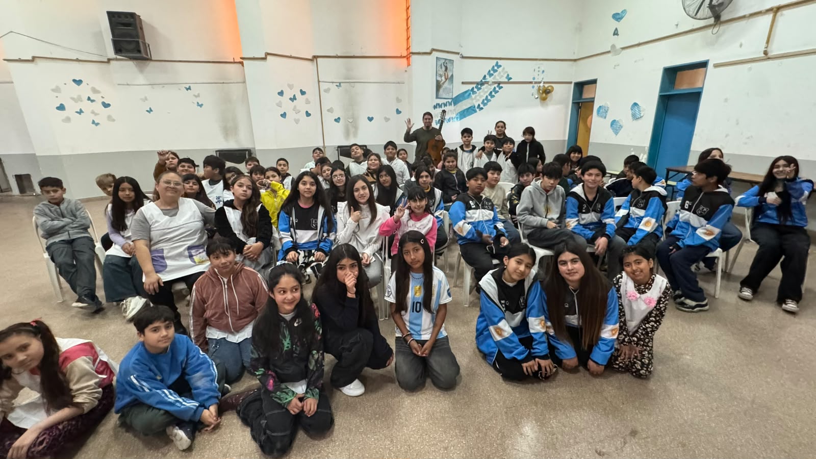 ¡3,2,1 AIRE!: los estudiantes de la Escuela Primaria N° 9 participaron de la Radio en el Patio