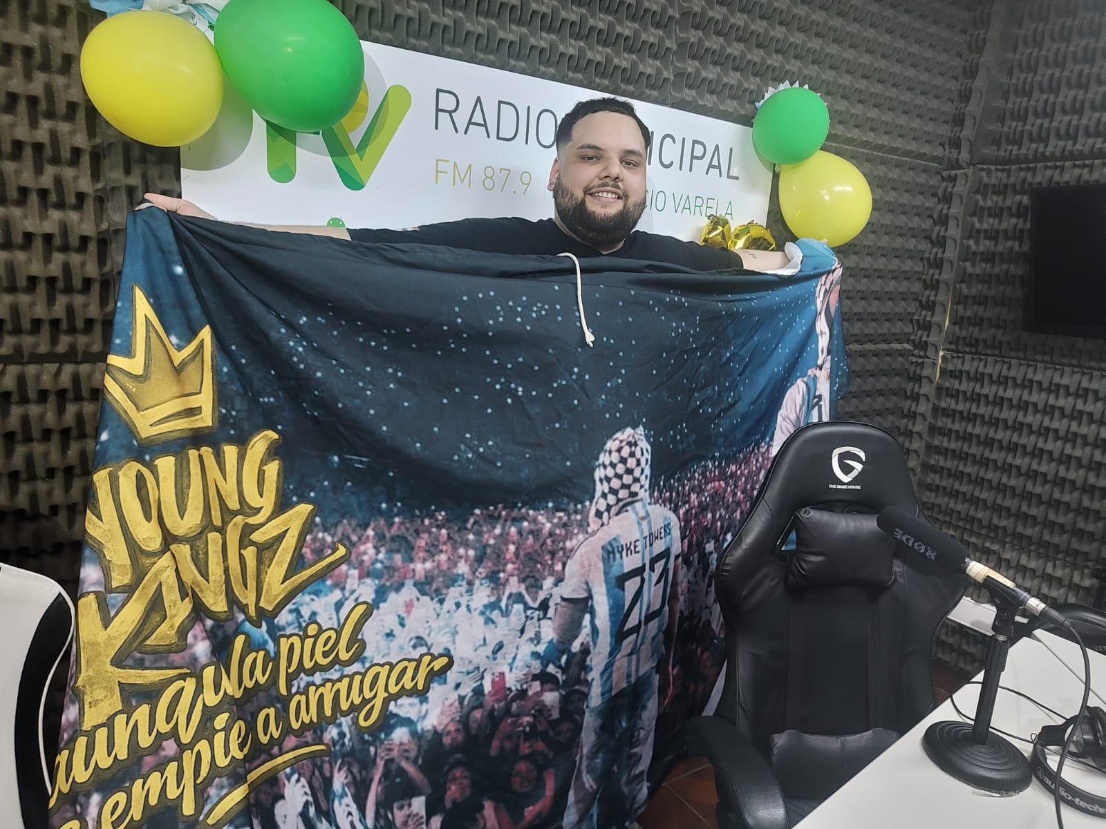 El Fans Club de Myke Towers Oficial Argentina confirmó que: “´Carita Feliz´ llegó al Nº 1 de los rankings”