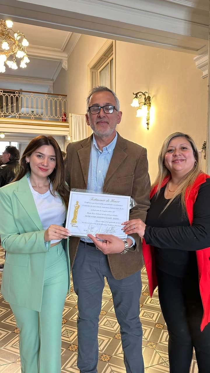 Premios Martín Fierro Federal: Sergio San Juan: “Esta distinción pone en evidencia el gran trabajo del equipo de profesionales de la Radio Municipal como medio público”. 