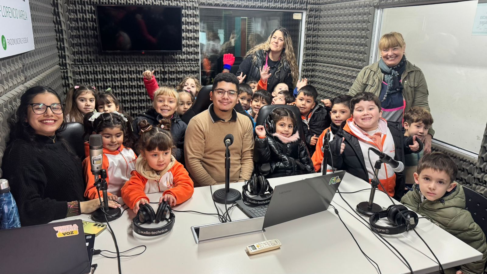 ¡El jardín "Las ardillitas" visitó el Magazine Cerca Tuyo!

