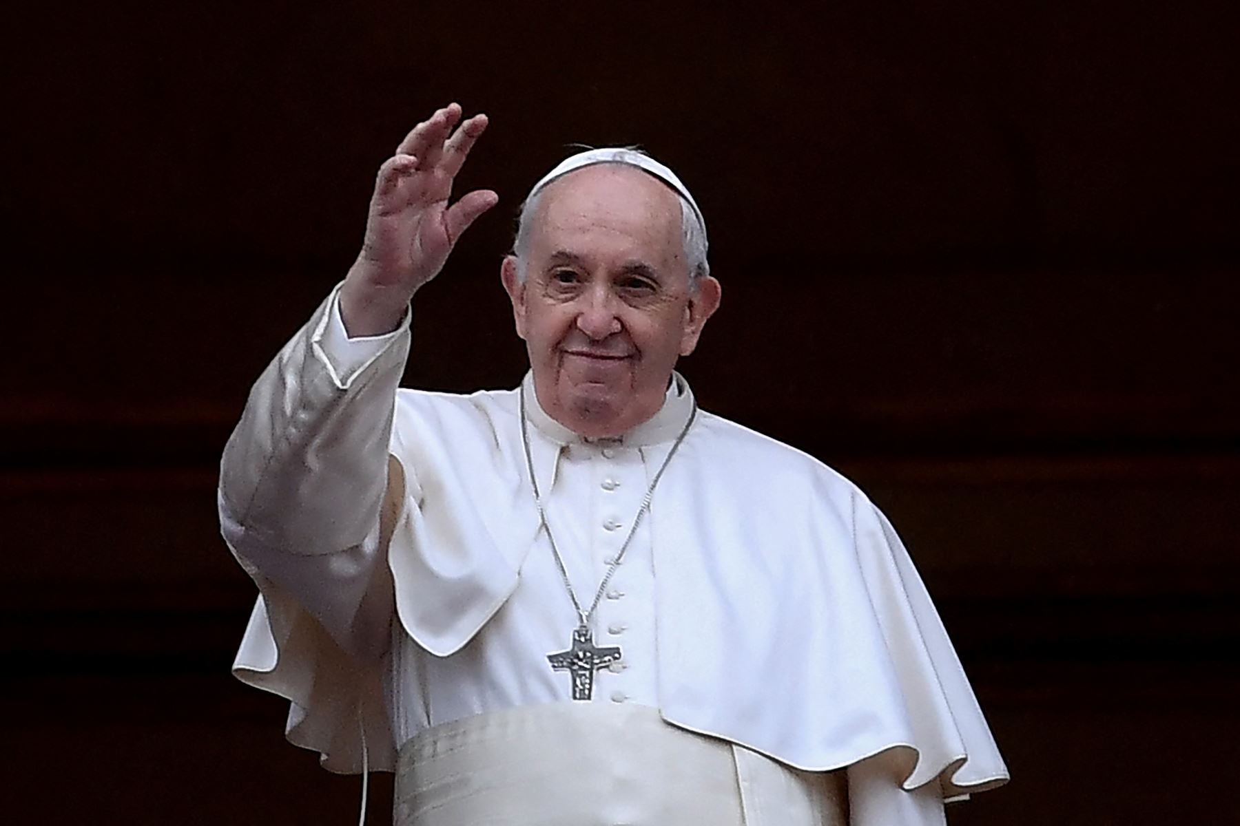 Padre Sebastián García: “El proyecto Duchas es un espacio para personas en situación de calle. La solidaridad es el legado de Francisco”. 