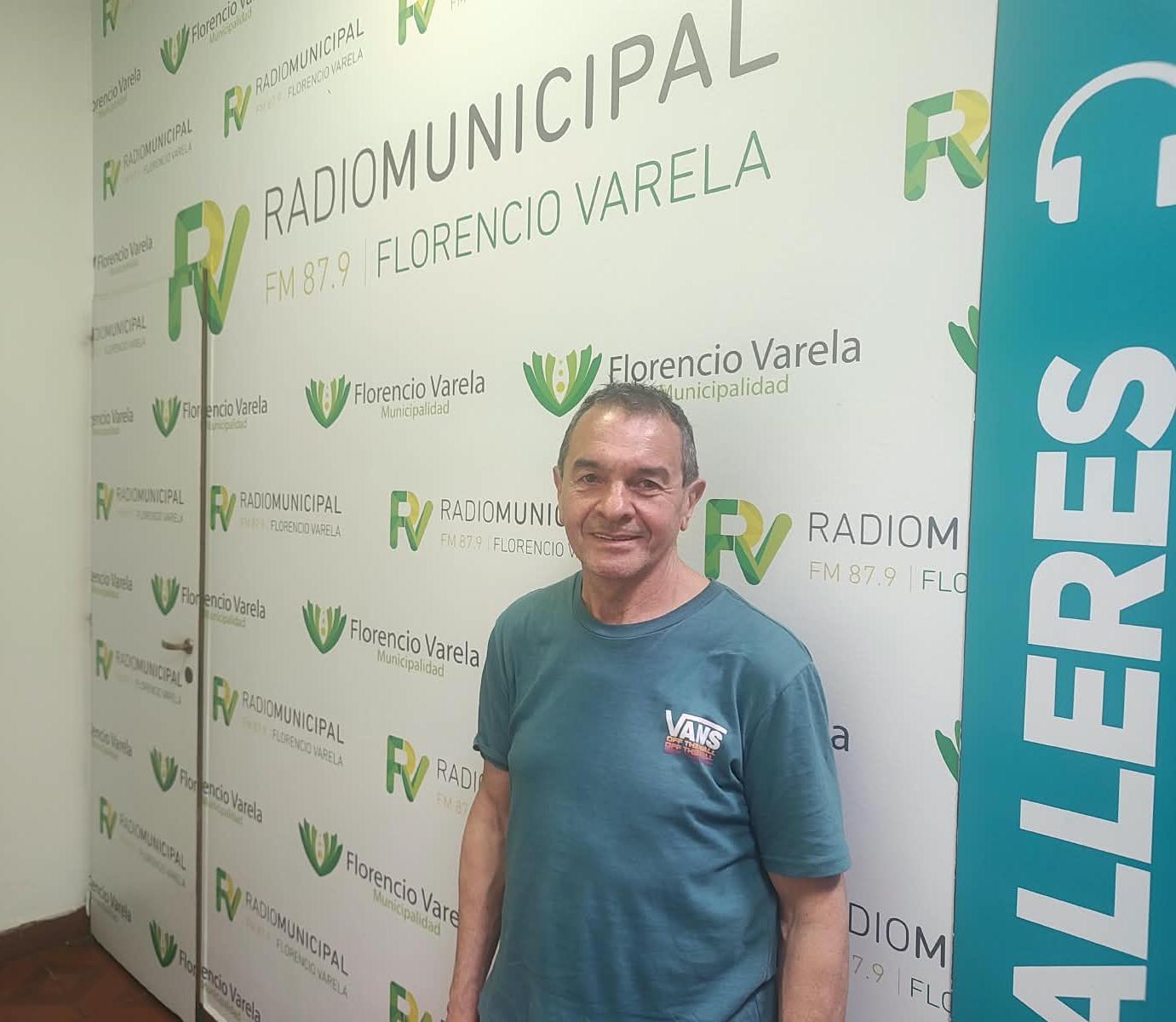 Representaciones de Van Gogh y de autoría propia: Eduardo Tomasetti presentó sus 22 obras destacadas