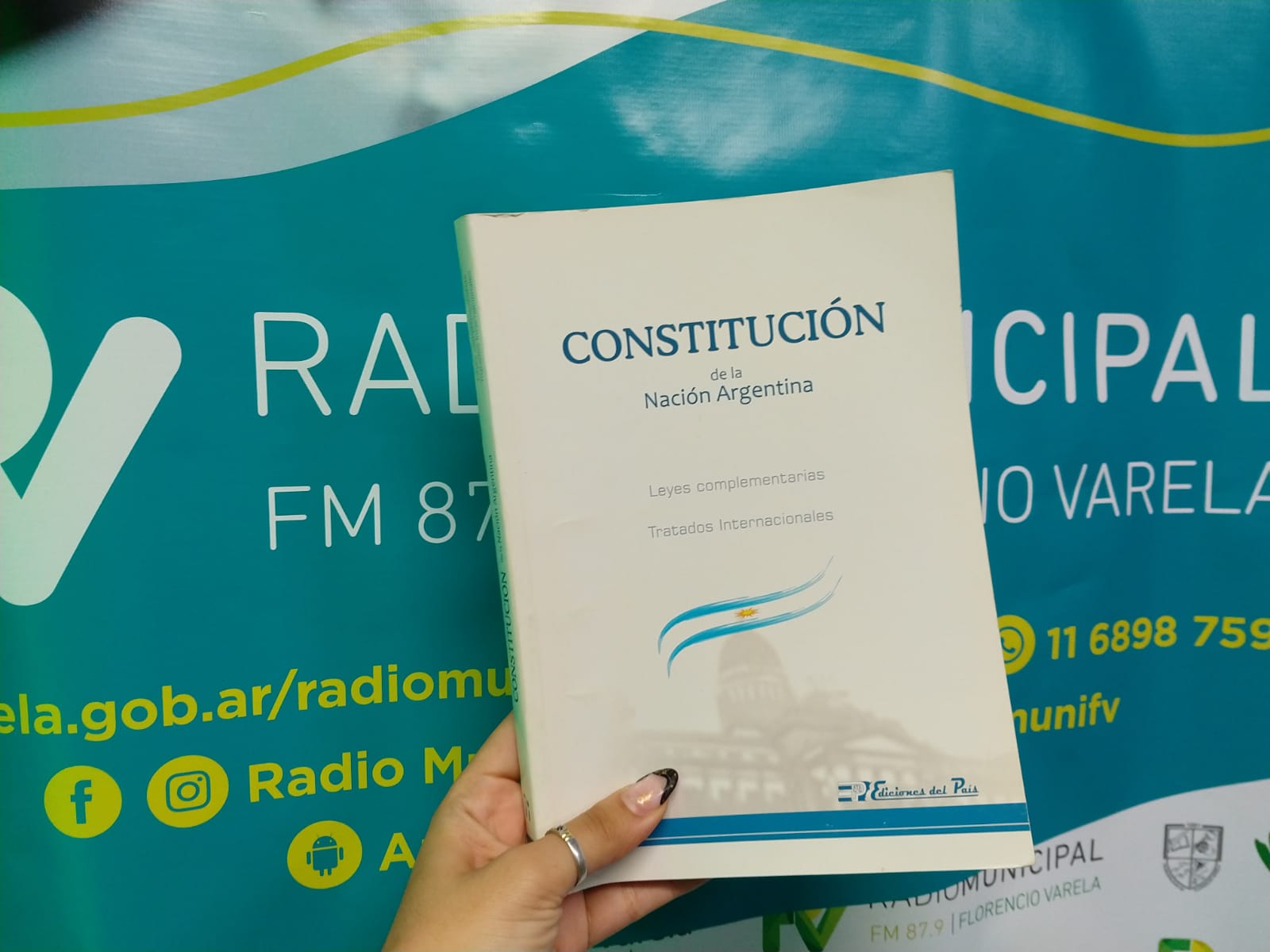 “Leer X Leer”: recomendación “La Constitución Nacional”