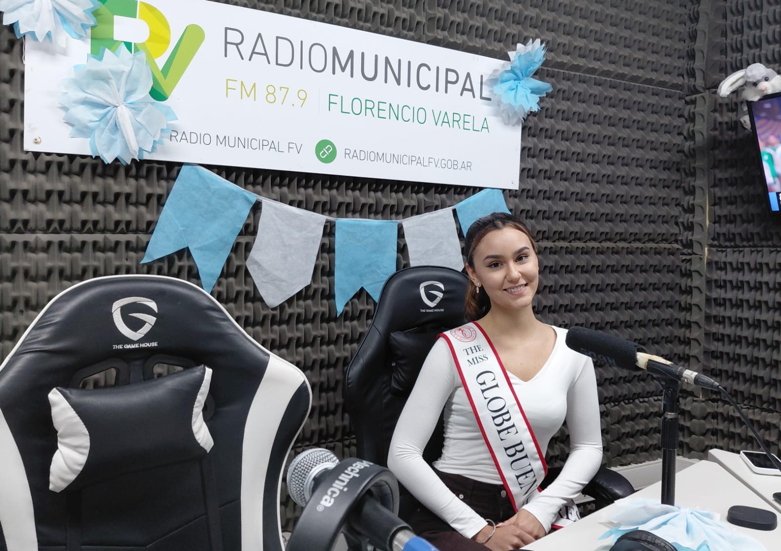 Camila Venczel (Miss Globe Buenos Aires) en piso | Pasarela, universidad y compromiso social