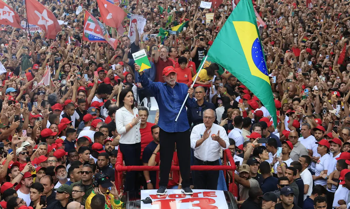 Histórico triunfo de Lula en las elecciones brasileñas


