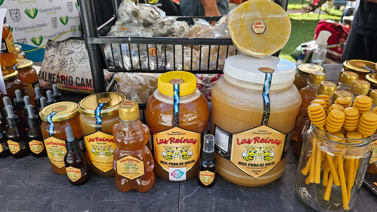 Apícola "Las Reinas": miel varelense premiada y con sello profesional