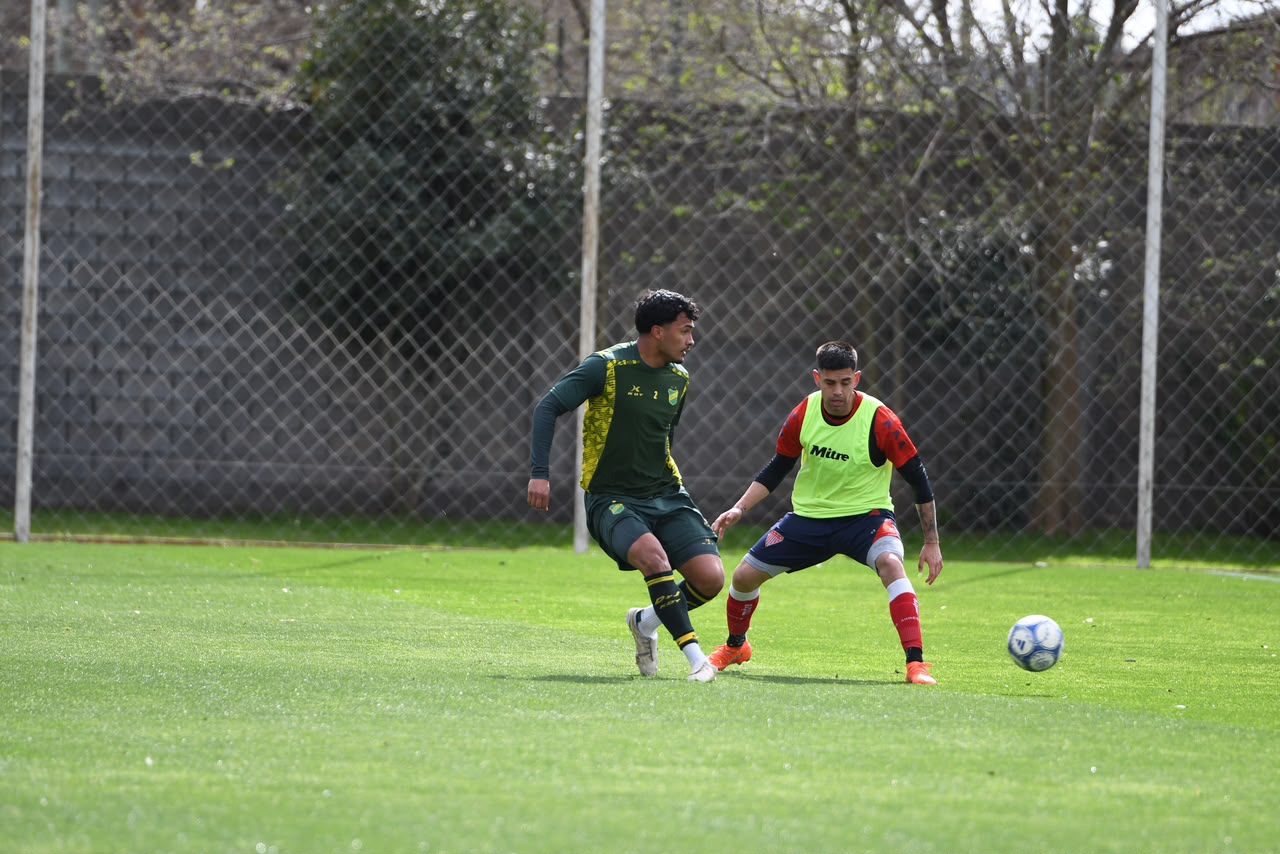 Defensa y Justicia aplastó 6-1 a Los Andes en un amistoso disputado en el predio Campeones del Mundo