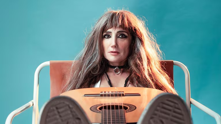 Jorgelina Aruzzi: “El teatro y el humor son un refugio frente a las pantallas”