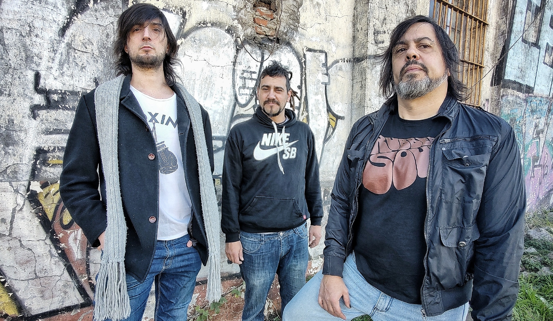 Brutos Mecánicos: una década de rock a toda máquina
