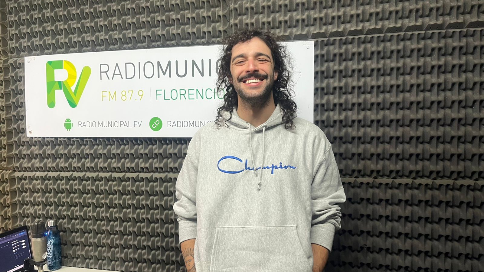 Ignacio del Pizzo presenta su libro: “Ritmos urbanos en el fin del mundo”
