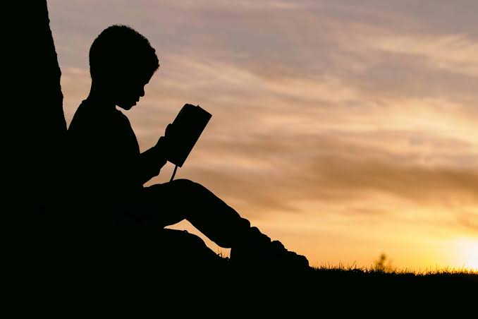 Día del Lector: El equipo de "El Día Justo" debatió sobre libros, géneros y cómo vencer el "bloqueo de lectura"