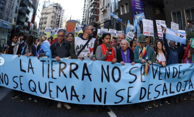 Ley de tierras | "Están intentando generar una neocolonización en la Argentina", Roberto Bacman

