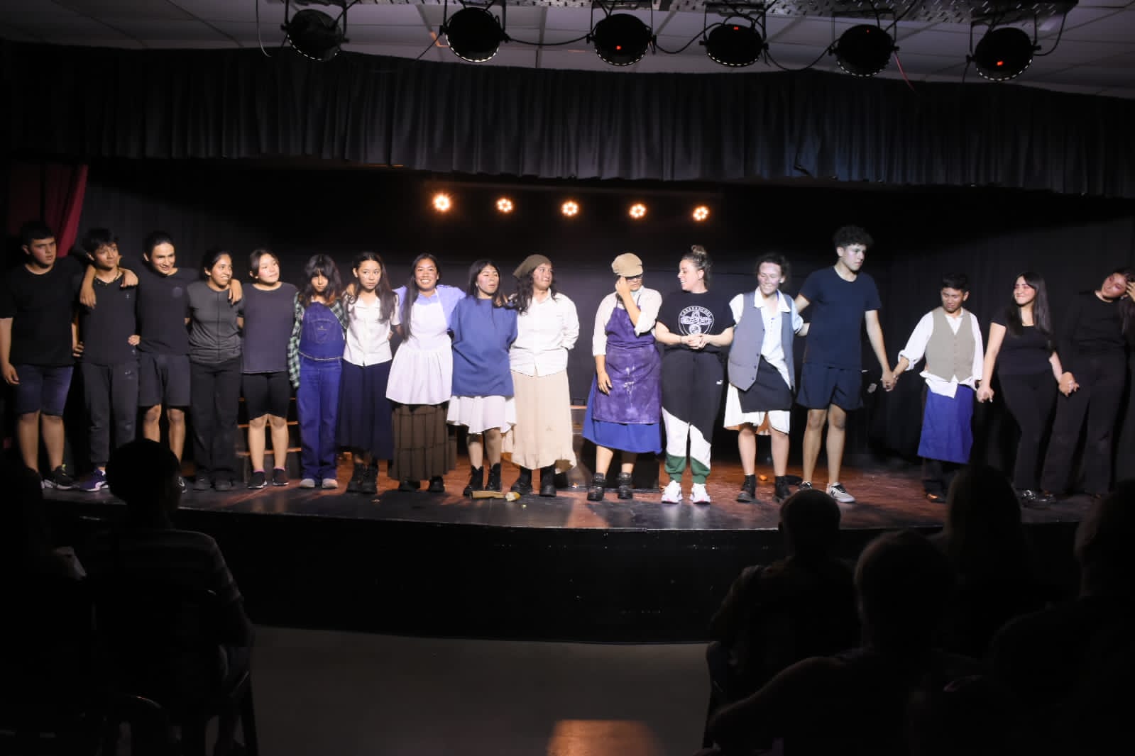 María José Mihaljevic: “La muestra anual de Teatro Adolescente fue un gran encuentro en el que presentamos diversas obras adaptadas y fue muy convocante donde celebramos el Día Nacional del Teatro”. 