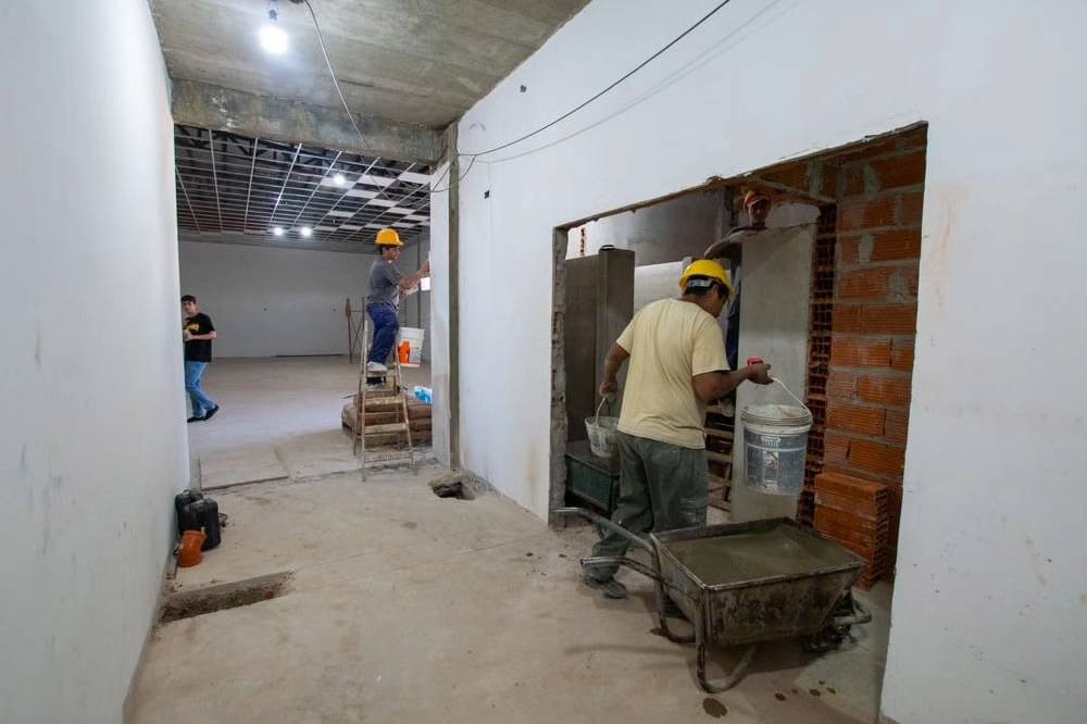 “Mejoras en tu barrio”: ampliación edilicia E.S. Nº22 y se llevará adelante FULL LED en barrio Sarmiento y La Carolina II
