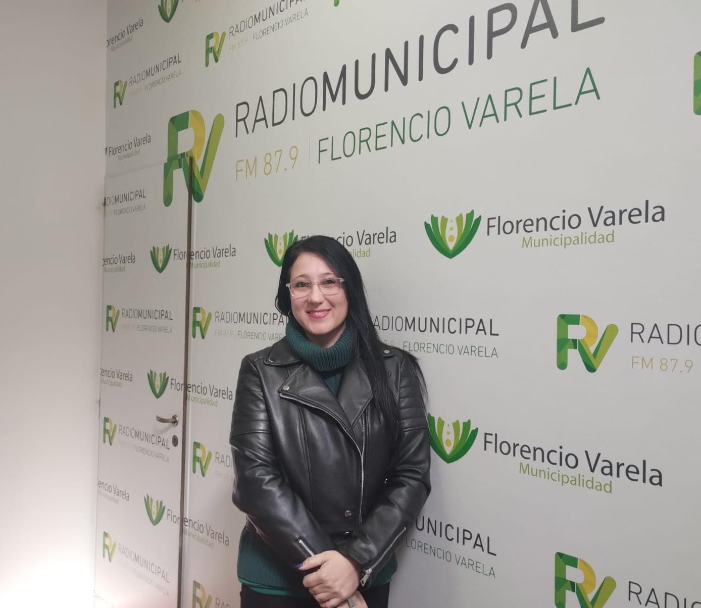 Orgullo Varelense: la escritora Lorena Strack con su libro “Radium. Los poemas de María Sklodowska” resultó premiada en el Concurso de Letras del Fondo Nacional de las Artes.